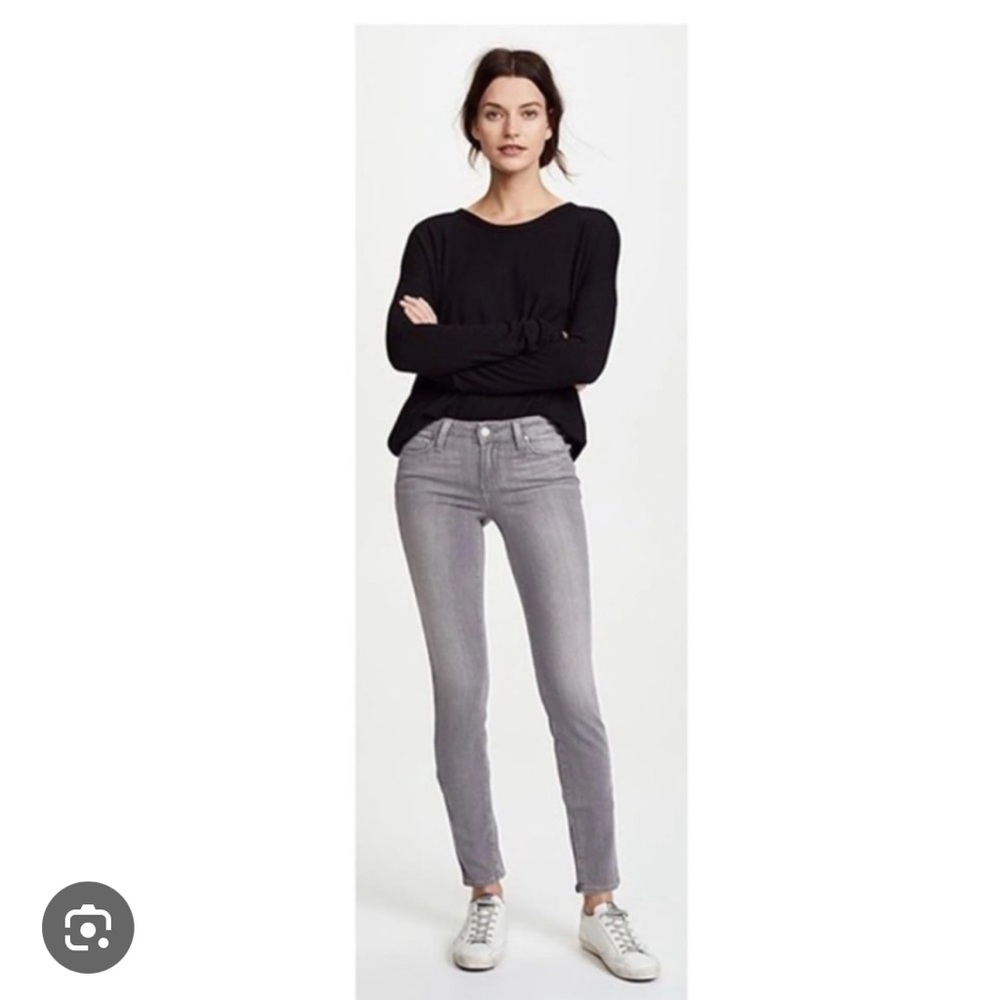 Paige Premium Blue Heights Gray Denim Jeans Size 28